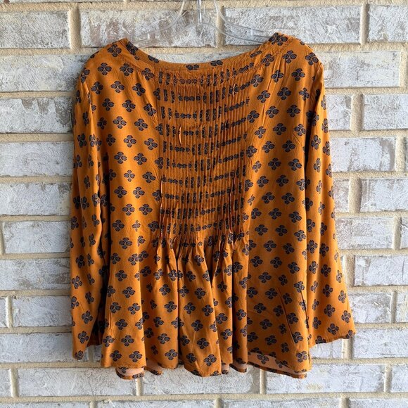 Vanessa Virginia "Madhia" 3/4 Sleeve V-Neck Peasant Geo Blouse Women's Size 12. - Picture 2 of 8